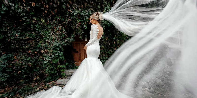 свадебное платье, невеста, длинная фата