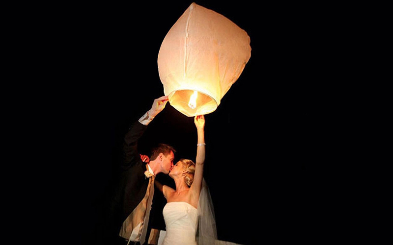 Небесный фонарик на свадьбу в виде конуса