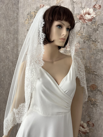 113 Фата с кружевом (100 см)